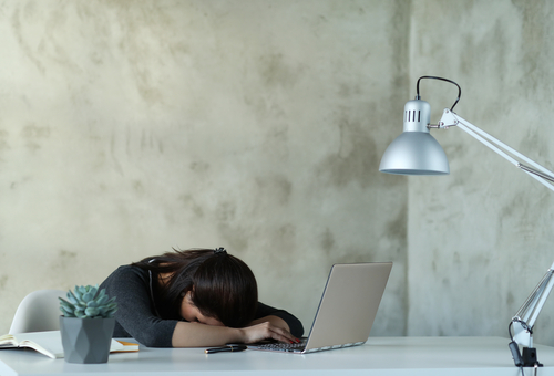 6 vital tips to avoid January blues at your work